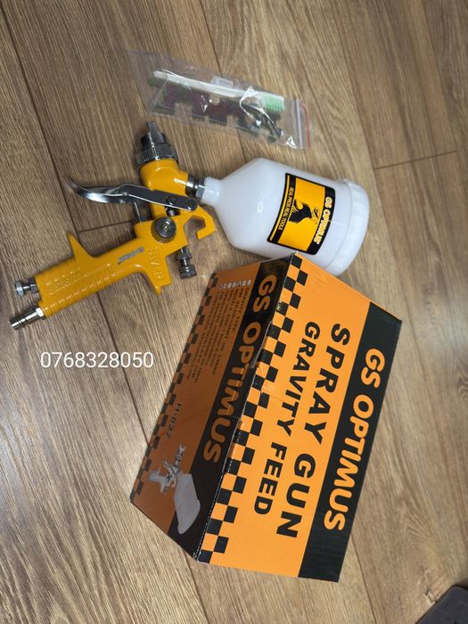 Pistol de vopsit cu aer comprimat, rezervor 600 ml