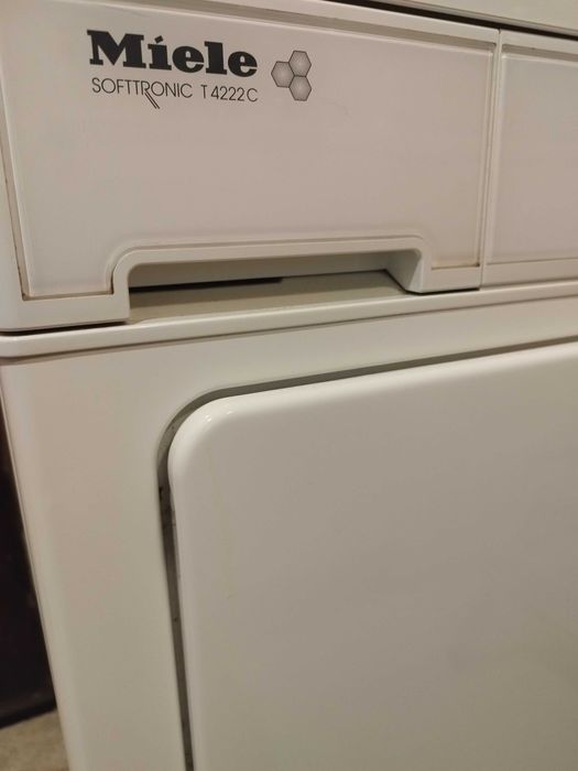 Сушилня Miele Softtronic T4222C -  за части !