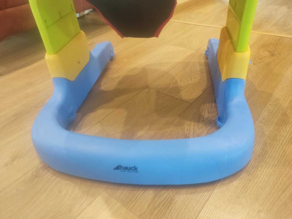 Проходилка Hauck