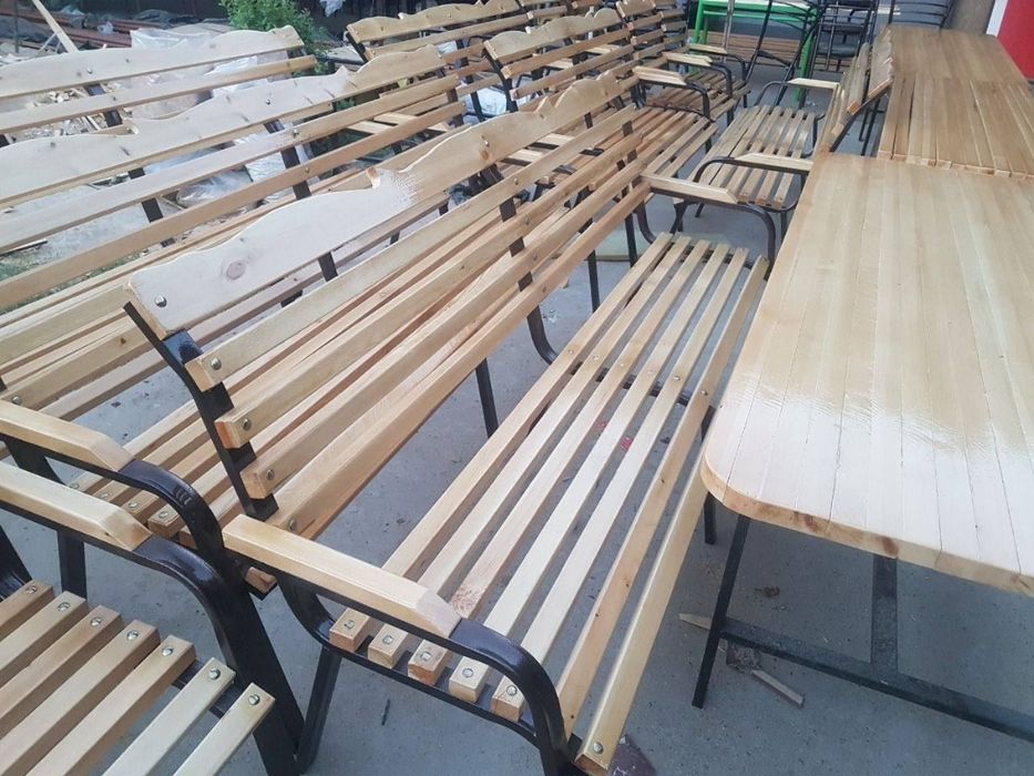 Yozgi dam olish uchun qulay stol-stul (dacha, hovli)