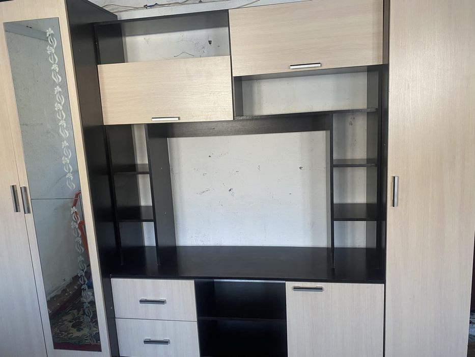 Продам стенку для гостиной