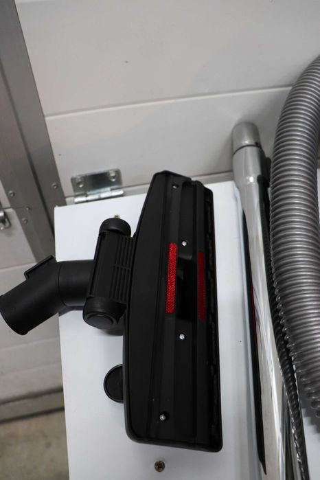 Прахосмукачка Cecotec Conga Powerbag 2500 Plus с торба 2.5л, 850W