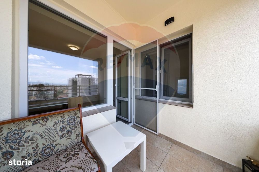 Apartament cu 4 camere de închiriat în zona Centrul Civic