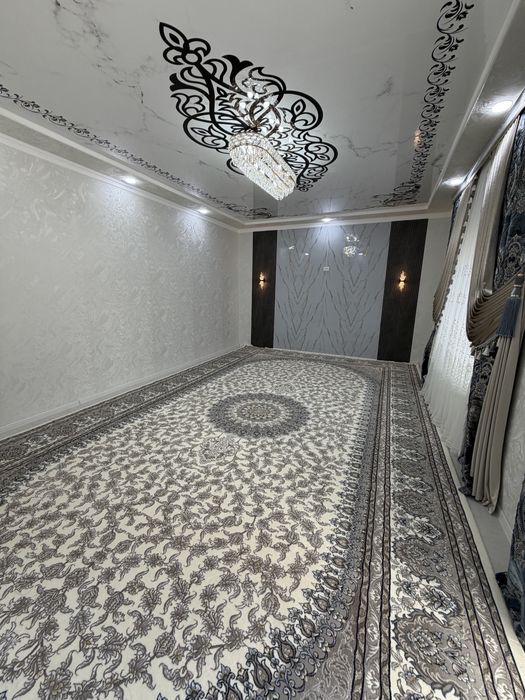 Навои шахардан ваен гарадогдан. Катэдж сотилади  евро ремонт