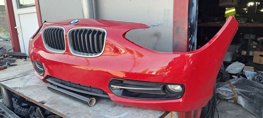 Bara fata BMW F20 Seria 1 an 2014