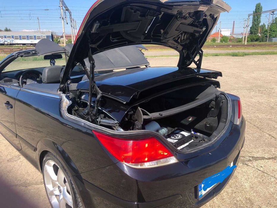 Opel Astra H Twintop