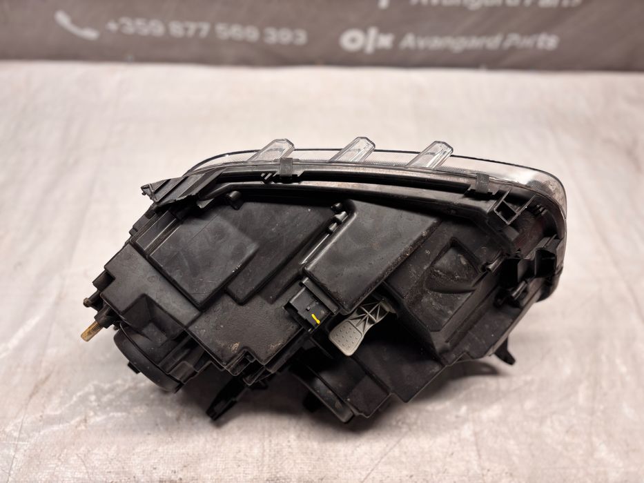 Десен фар • Dacia Duster II (2017–2021)