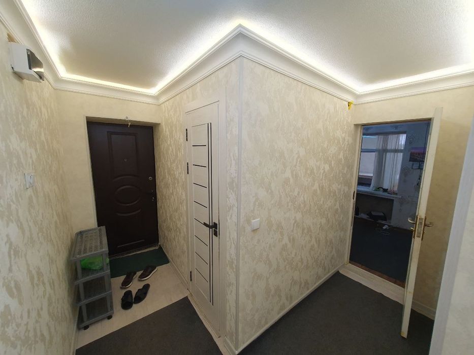 Срочно продается квартира 2в3/1/2 балкон 2×6