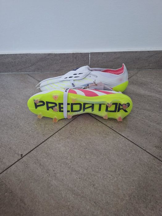 Ghete fotbal predator pro