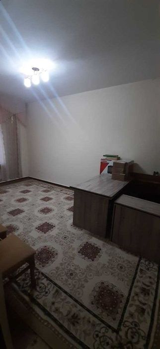 6 sotixli kottej sotiladi