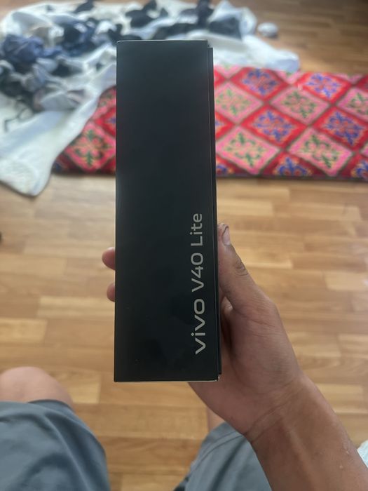 Продам vivo 40 lite