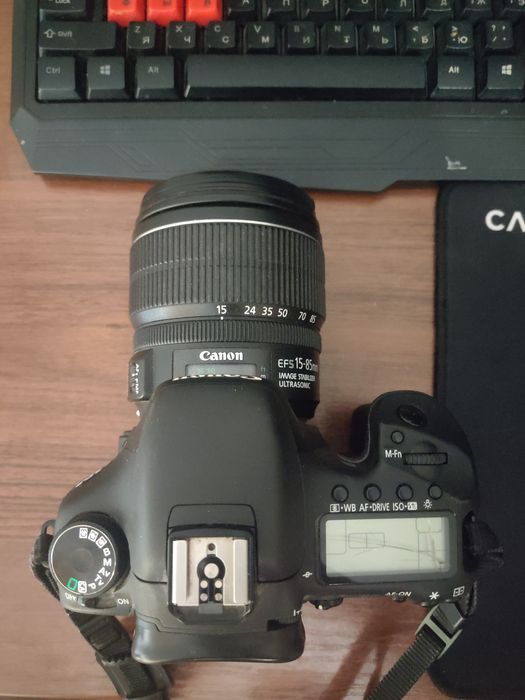 Фотоаппатат Canon EOS 7D