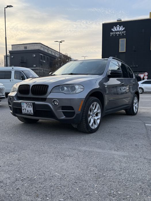 В продаже BMW X5 2012 3л