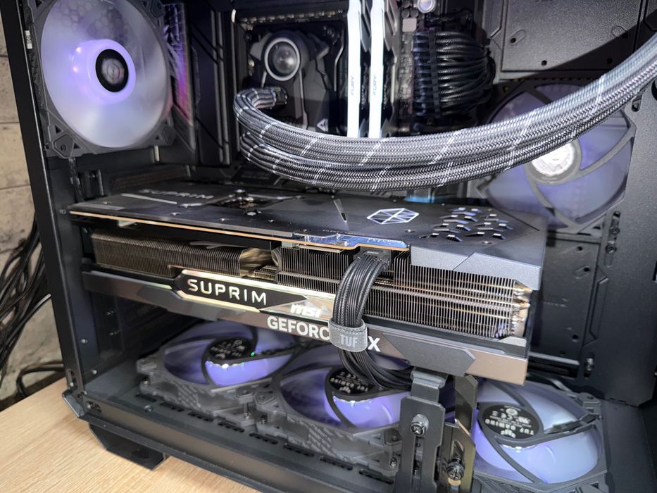 RTX 4090 MSI Suprim