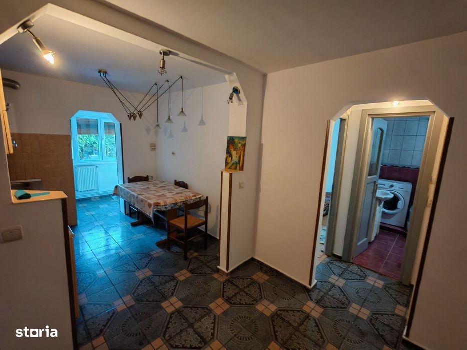 Ofer spre închiriere, pe termelung, apartament 2 camere, etaj 1n