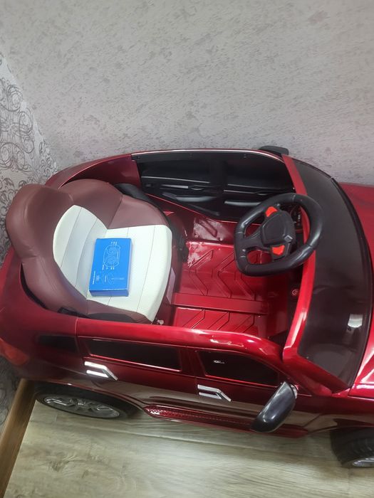 Детская машина BMW