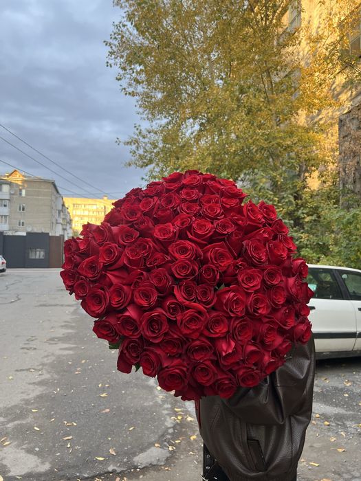 Букет метровых роз