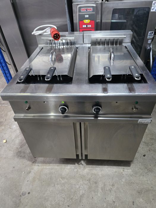 Friteuze profesionale 1/2 cuve pe GAZ 8-20Litri