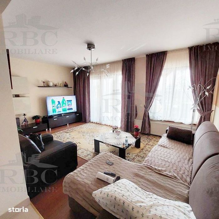 Casa cu piscina si teren 1400 mp in Chinteni