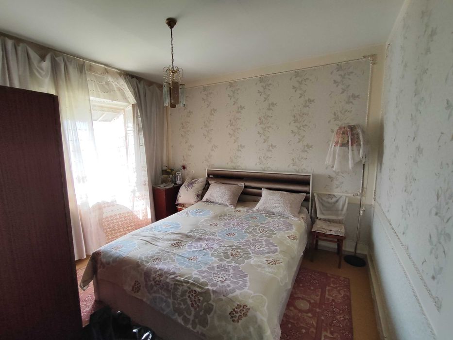 Продаётся 2-комнатная квартира в г. Нурафшон (п. ПШК)