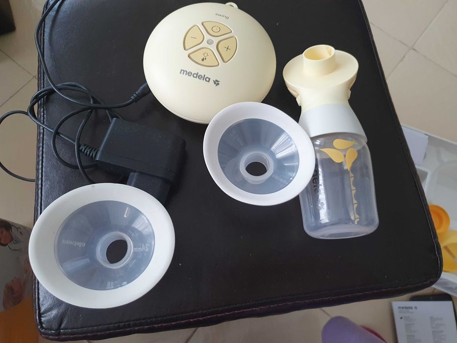 Помпа за кърма Medela Swing Flex.