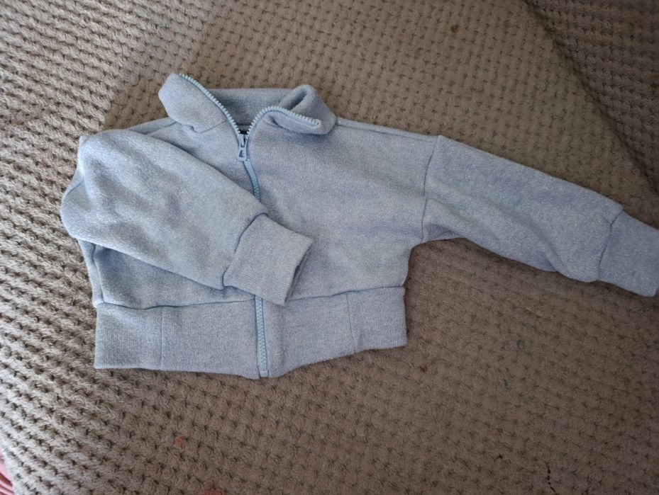 Продам детские вещи