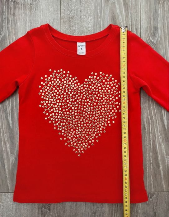 Bluza cu paiete Carters pt.5-6 ani