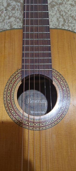 Грмания давлатида ишлаб чикарилган  профисанал Музима рэзанатор гитара