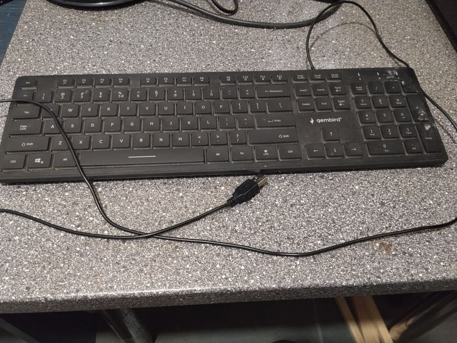 Tastatură Gembird cu 3 culori