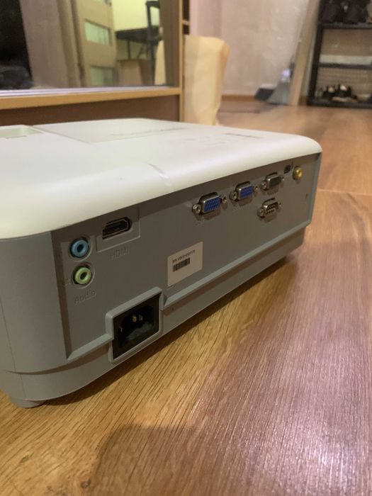 Продаётся проектор в идеальном состоянии!