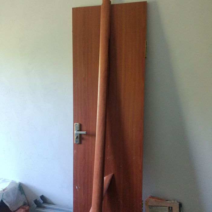 Продам двери , ширина 60 и 80