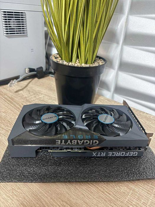 Видеокарта GIGABYTE GeForce RTX 3050 EAGLE OC 8GB