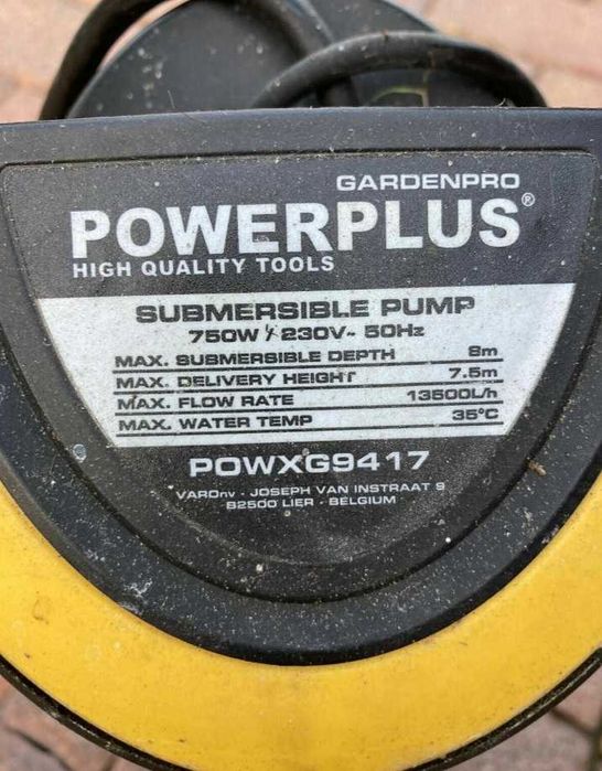 Водна помпа Gardenpro