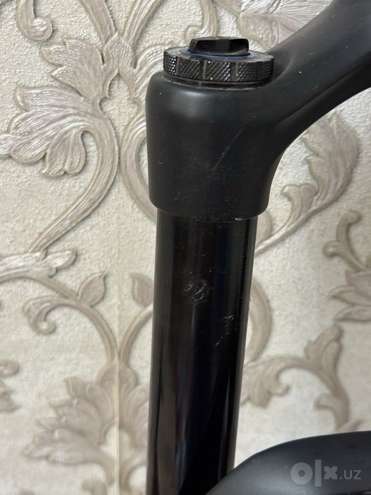 Воздушная вилка Rockshox Lyrik Ultimate
