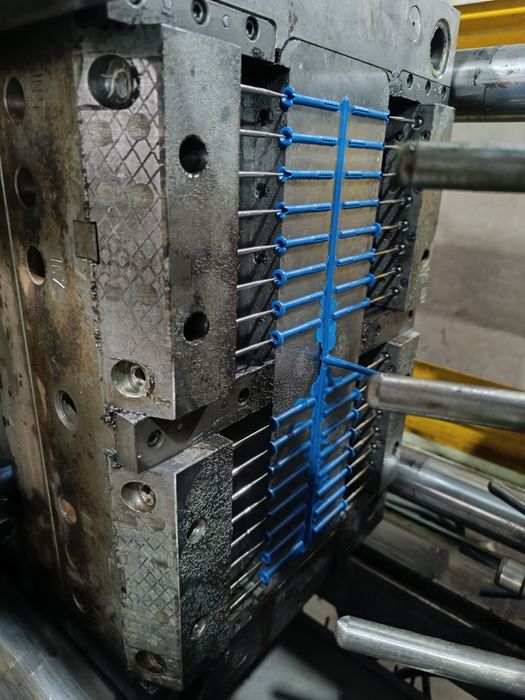 Продам пресформы для дубель нагеля