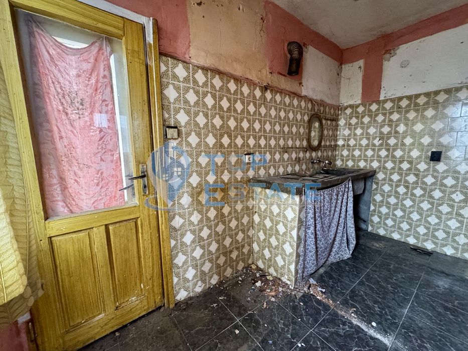 Продава се Етаж от къща в Павликени - 120 кв.м за 198 €/кв.м - Снимка #8