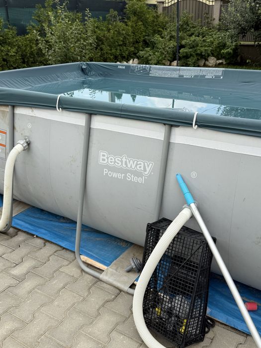 Piscina bestway 2x4 metri stare buna