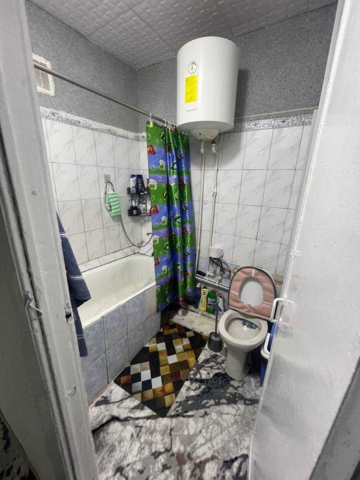 1 xonali uy sotiladi