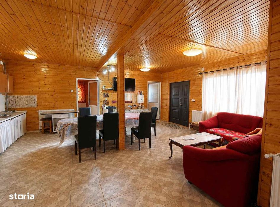 De vânzare | Casă de vacanță cu teren de 4.453 mp | Cojocna
