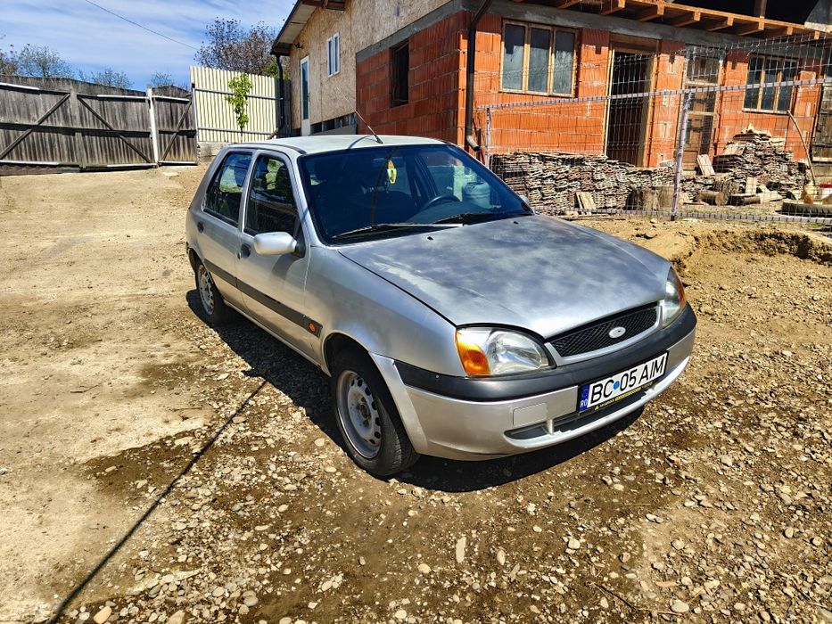 FORD Fiesta 2002 — imagine 2