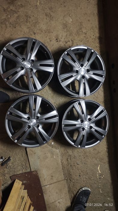 Продам диски в отличном состоянии