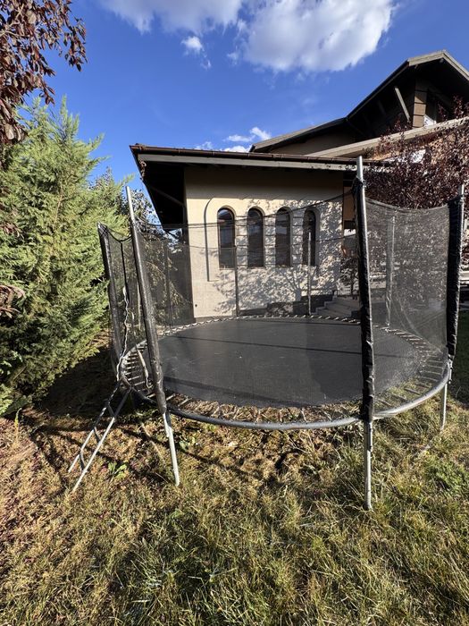Trambulina cu plasa protectie + scara