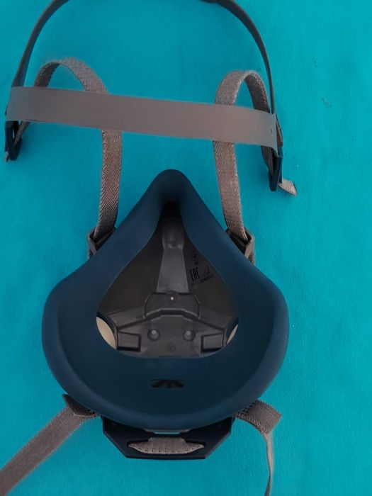 3M 6500QL mască protecție, fără filtre, nou în cutie.