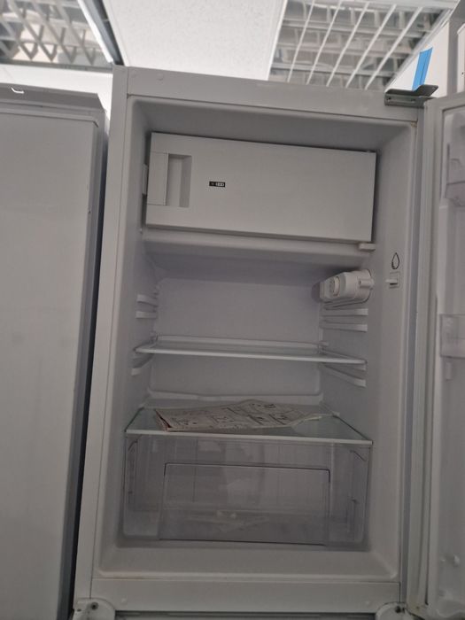 Хладилник за вграждане Inventum 85см А++