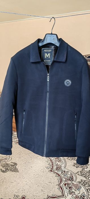 Куртка тёплый продаётся