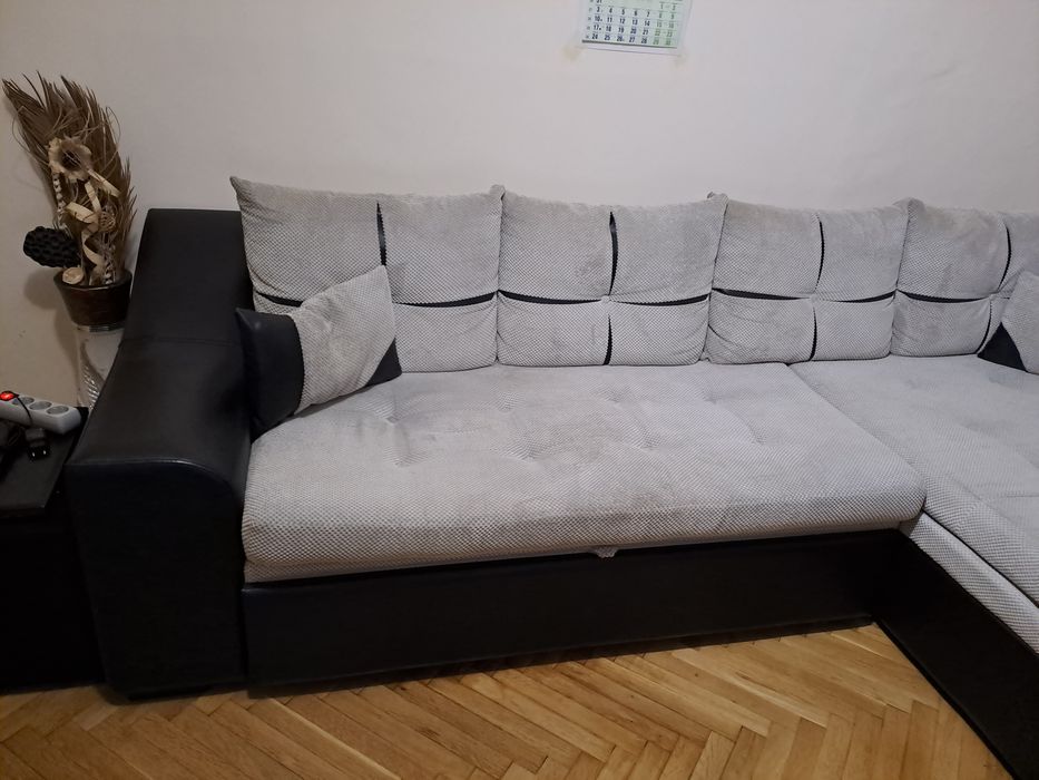 Ъглов диван ХORA