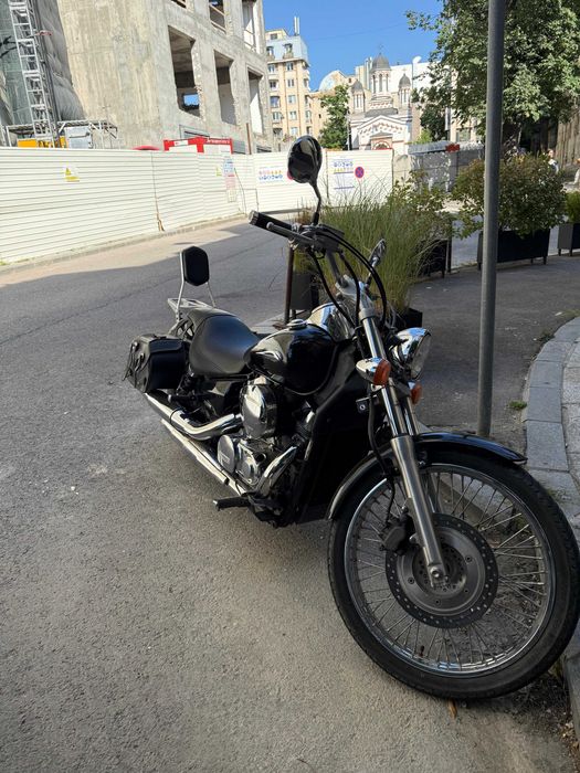 Vând Honda Shadow 750, an 2008, 13200 km, estetic si tehnic impecabil