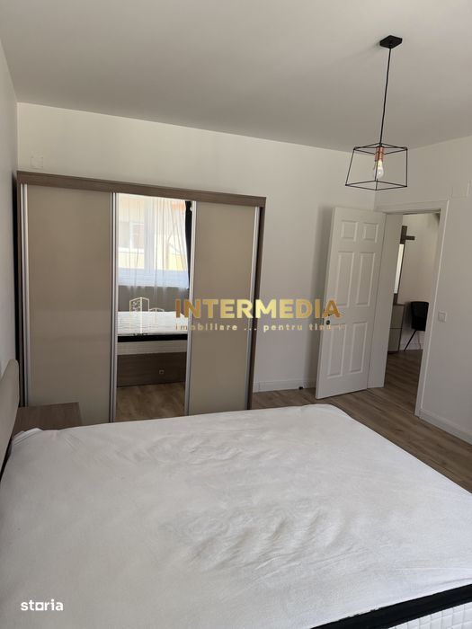 Apartament cu 3 camere Bloc NOU CENTRU Scara Interioara Mobilat Utilat