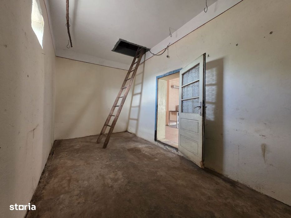 Casă cu teren generos