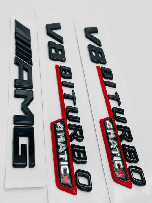 Set embleme compatibile Mercedes V8 biturbo 4matic+ AMG rosu